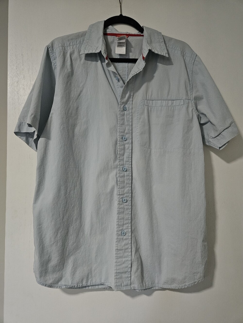 The North Face Men's Medium Light Blue Striped Short Sleeve Button Down Shirt
